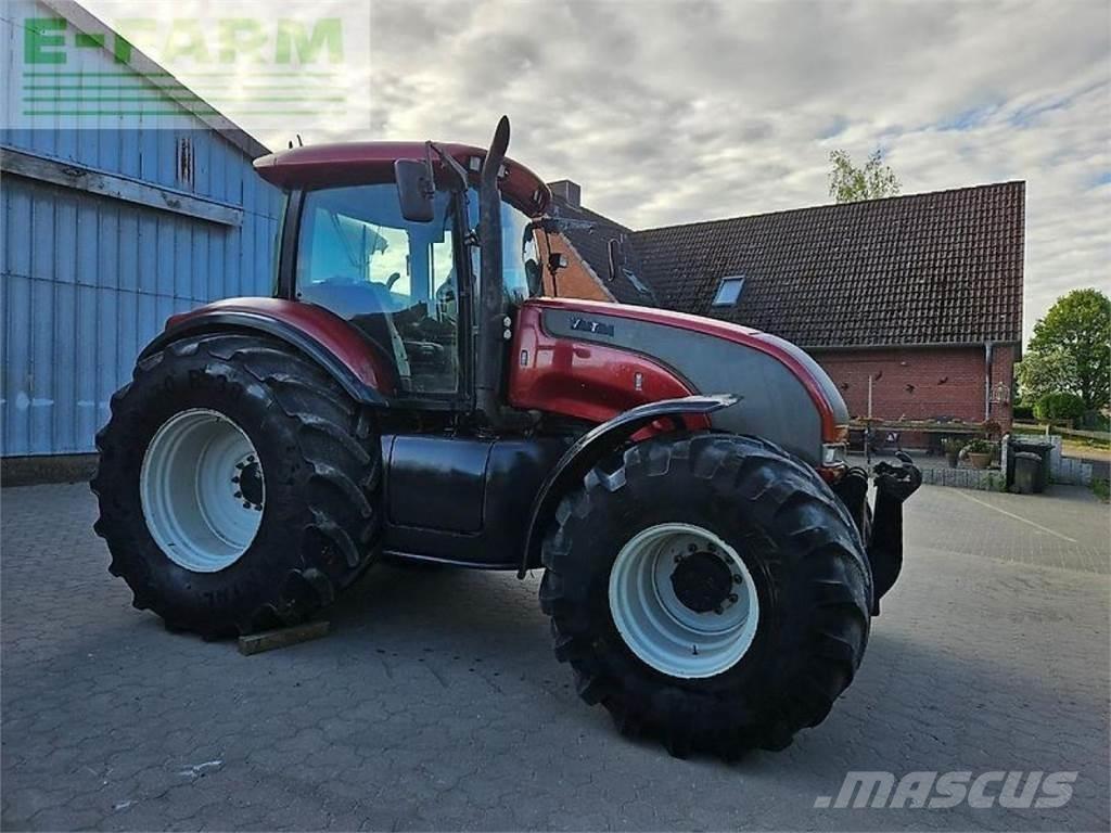 Valtra s 280 Traktorok