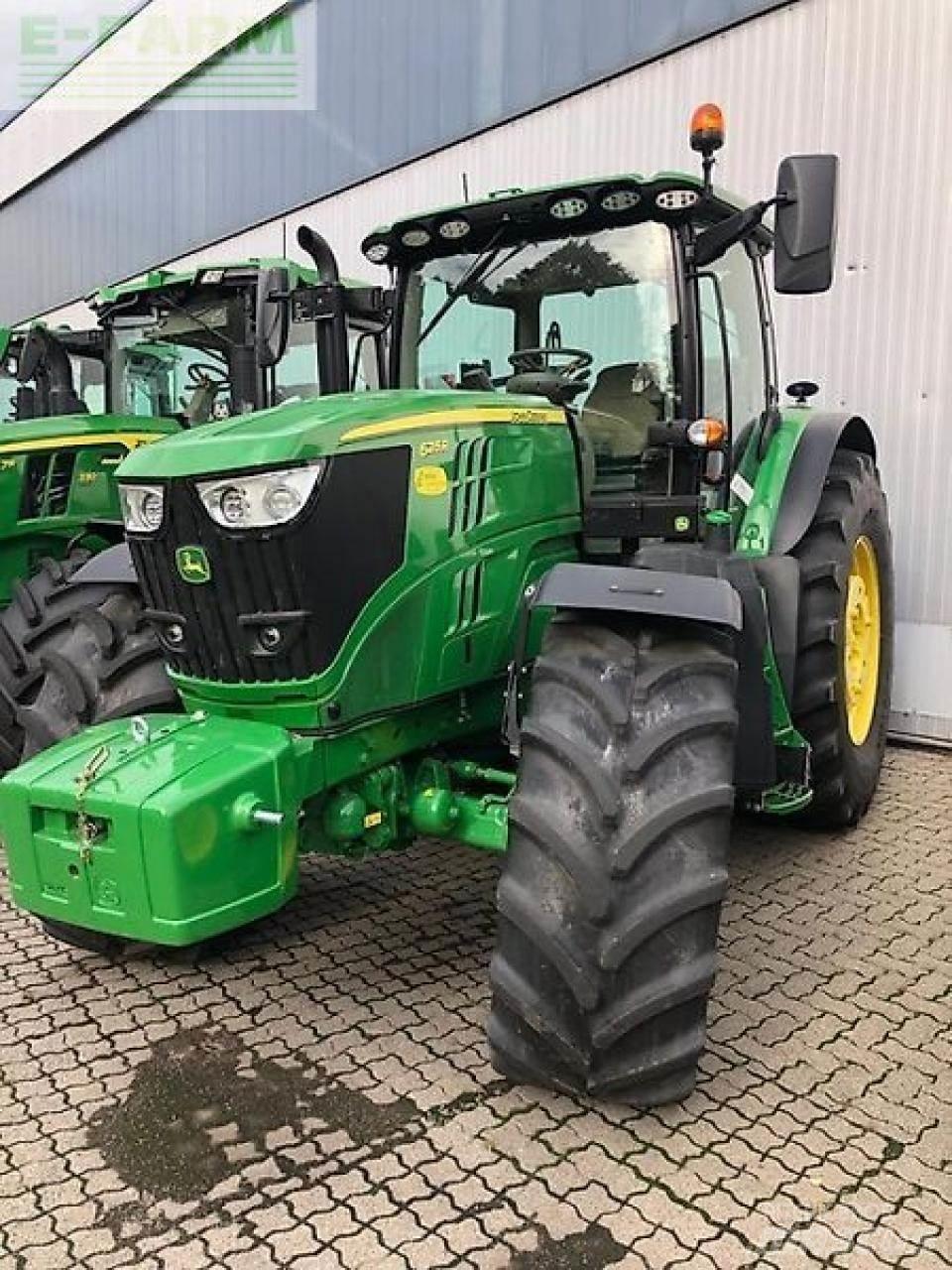 John Deere 6215r Traktorok