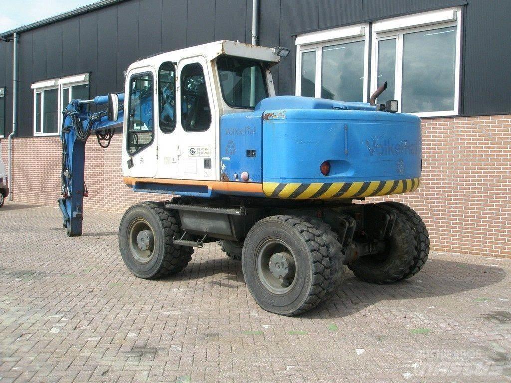Atlas 1404 Gumikerekes kotrók