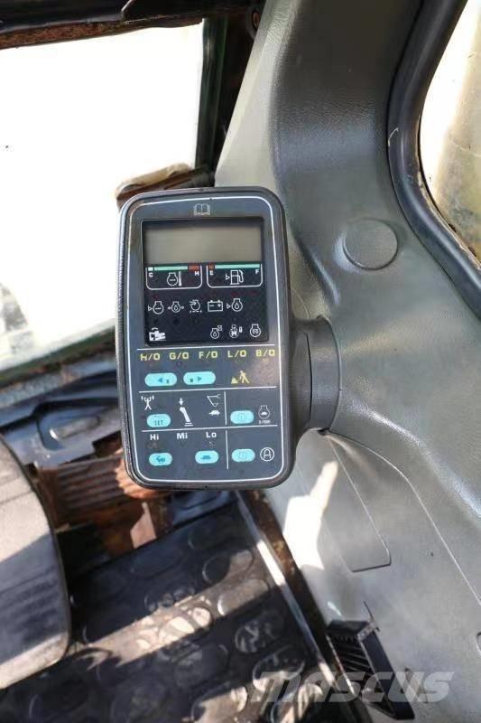 Komatsu PC 120-6E Mini kotrók < 7t