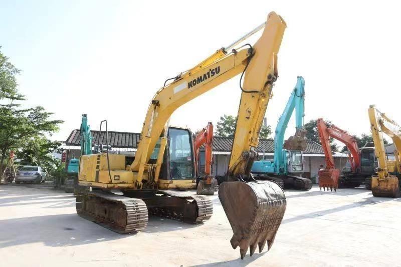 Komatsu PC 120-6E Mini kotrók < 7t