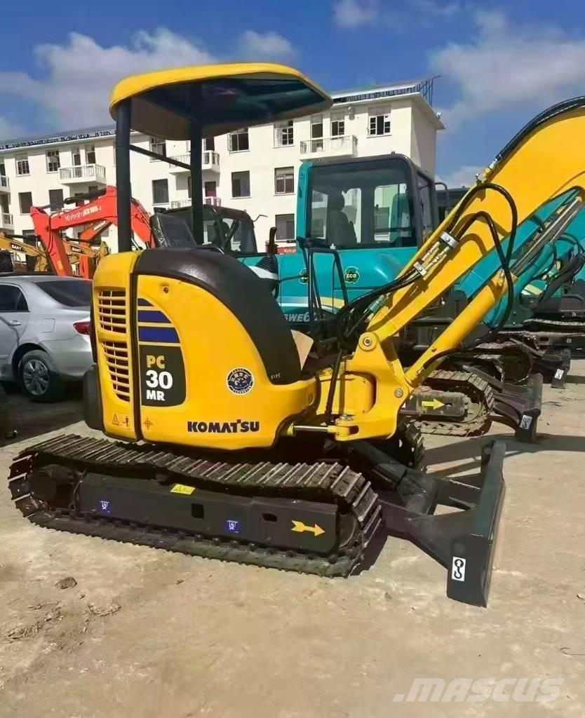 Komatsu PC 30 Mini kotrók < 7t