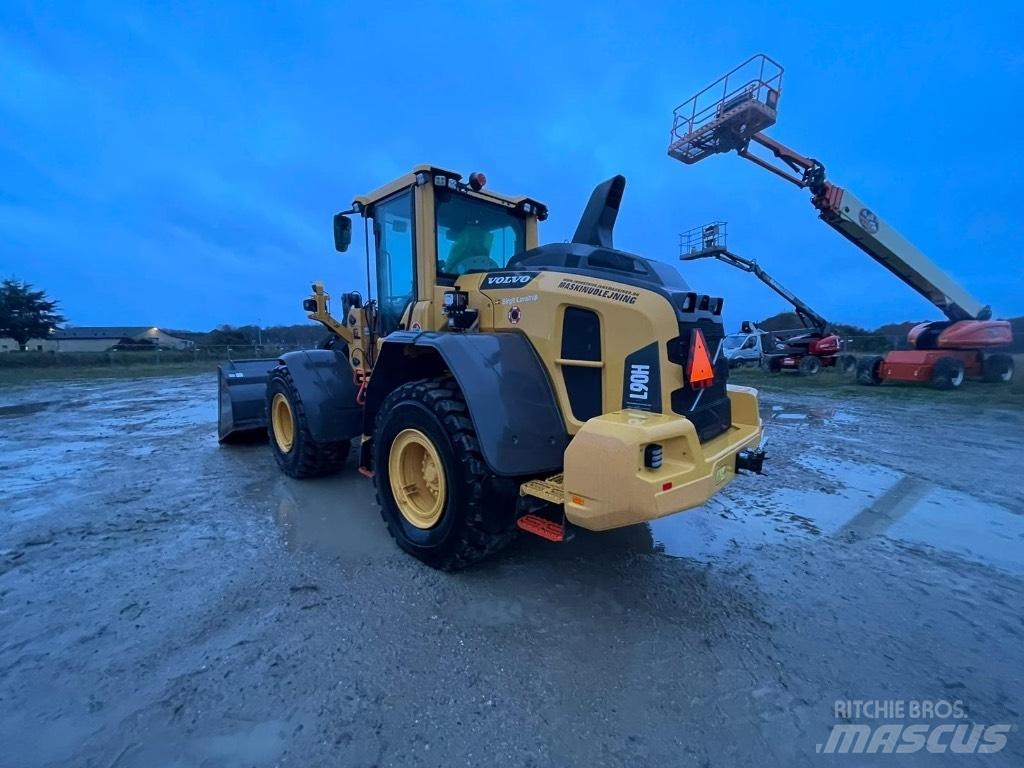 Volvo L 90 H Gumikerekes homlokrakodók
