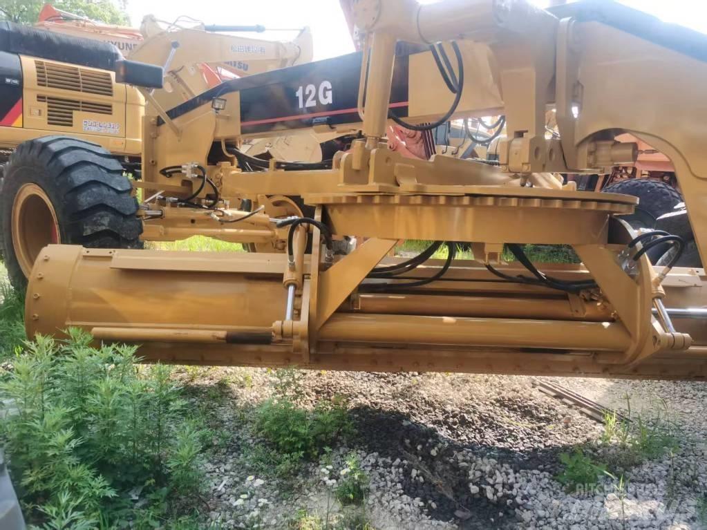 CAT 12 H Gréderek