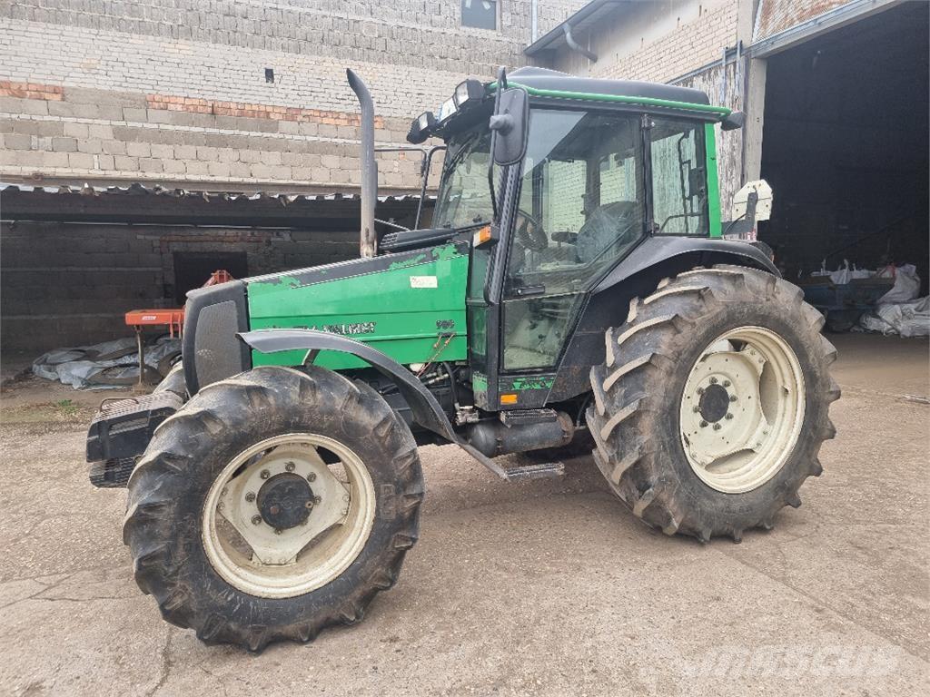 Valtra Valmet 900 Traktorok