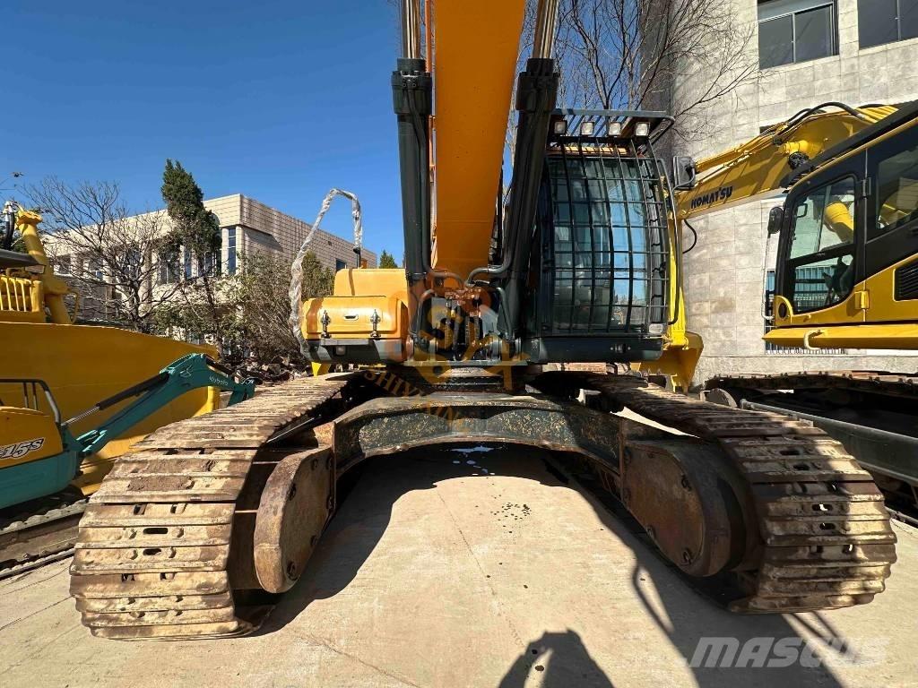 Hyundai Robex 520 VS Lánctalpas kotrók
