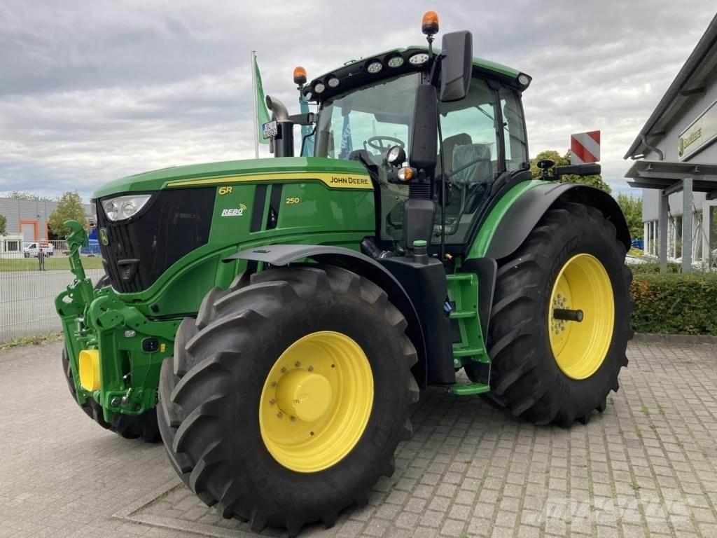 John Deere 6R 250 Traktorok