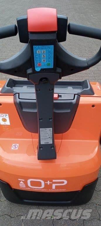 Toyota LWE 200 Gyalogkíséretű targonca