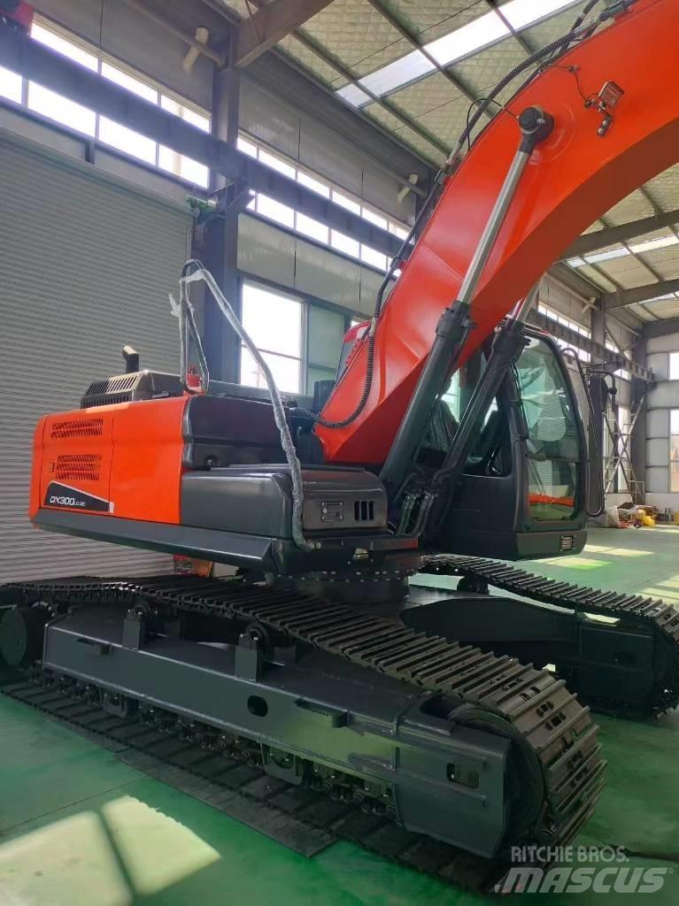 Doosan DX300 Közepes (midi) kotrók 7 t - 12 t