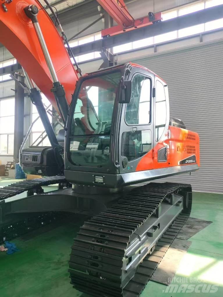 Doosan DX300 Közepes (midi) kotrók 7 t - 12 t