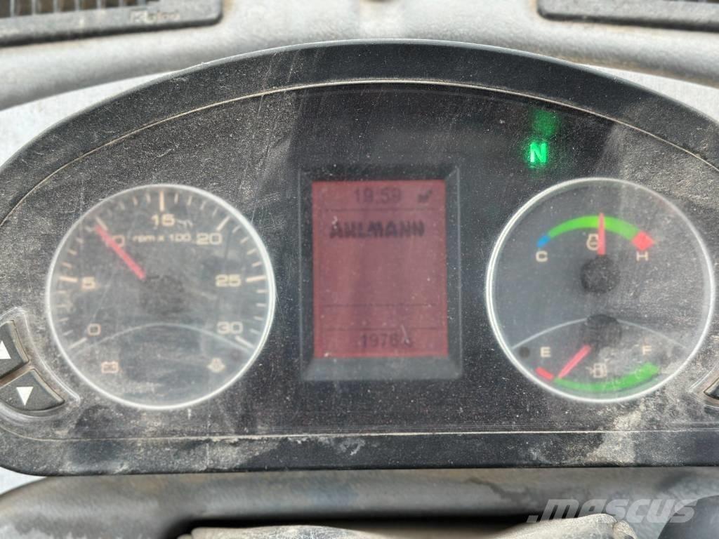 Mecalac AF 1200 Gumikerekes homlokrakodók