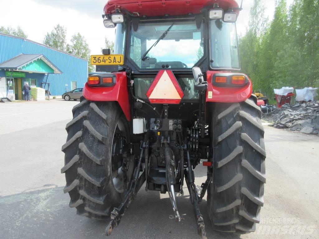 Case IH Farmal 105 A Traktorok