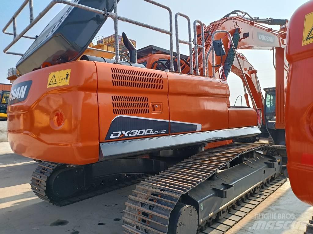 Doosan DX300-9 Lánctalpas kotrók