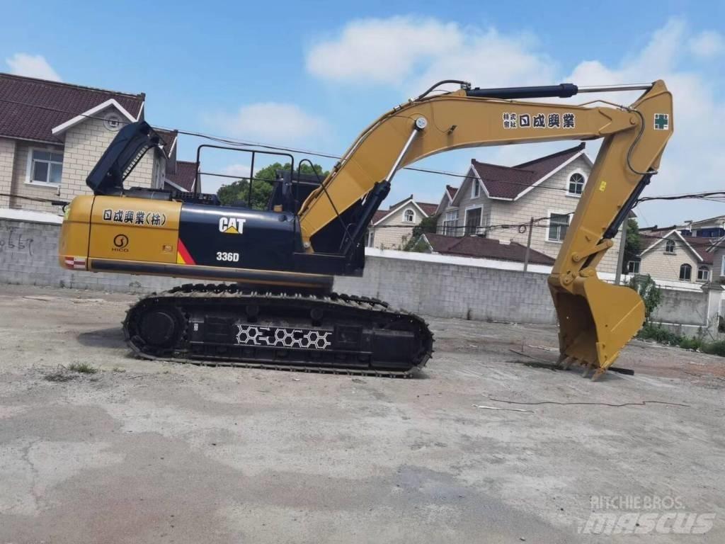 CAT 336 D2 Lánctalpas kotrók
