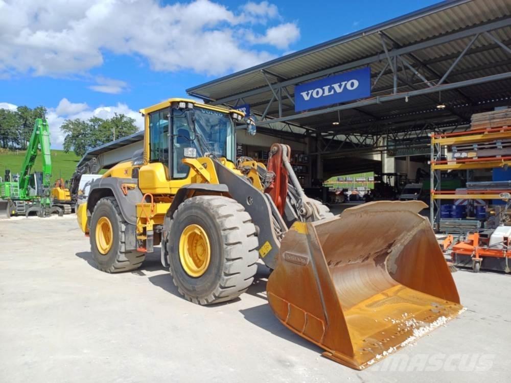 Volvo L110H Gumikerekes homlokrakodók