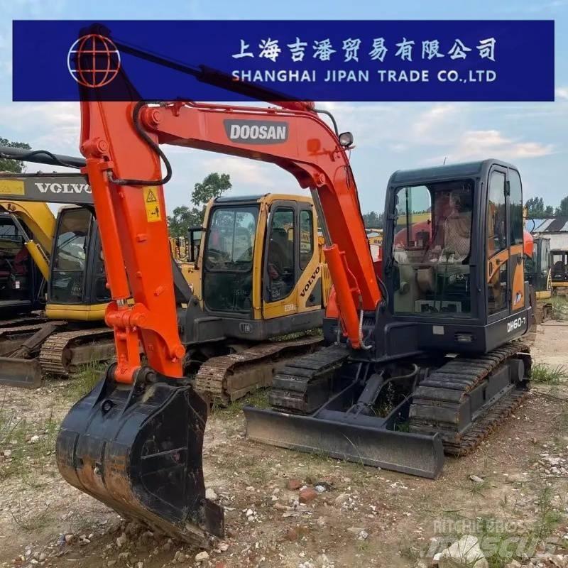 Doosan DH 60 Mini kotrók < 7t