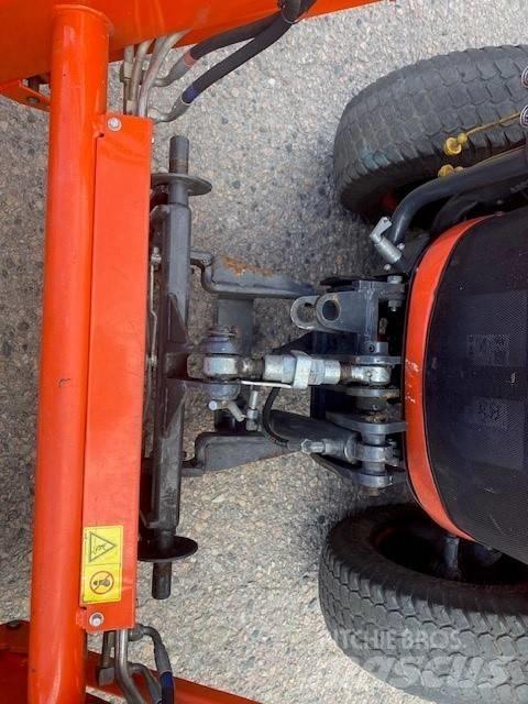 Kubota SWT37 Kompakt traktorok