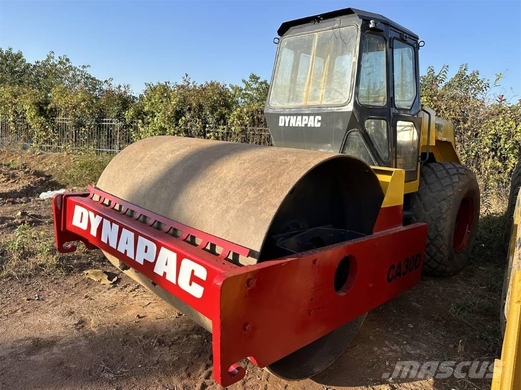 Dynapac CA 30 D Egydobos hengerek