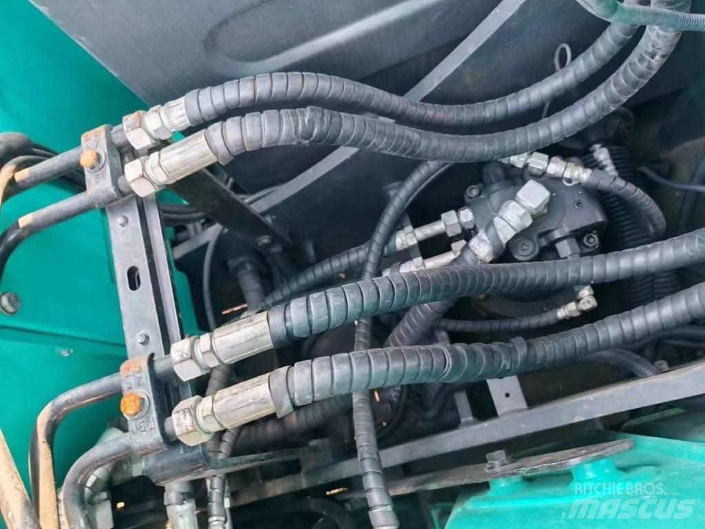 Kobelco SK 75 Lánctalpas kotrók
