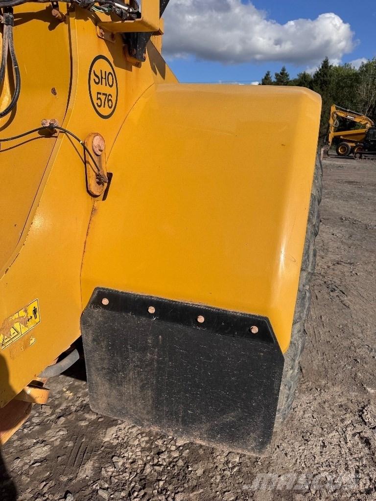 CAT 972 K Gumikerekes homlokrakodók