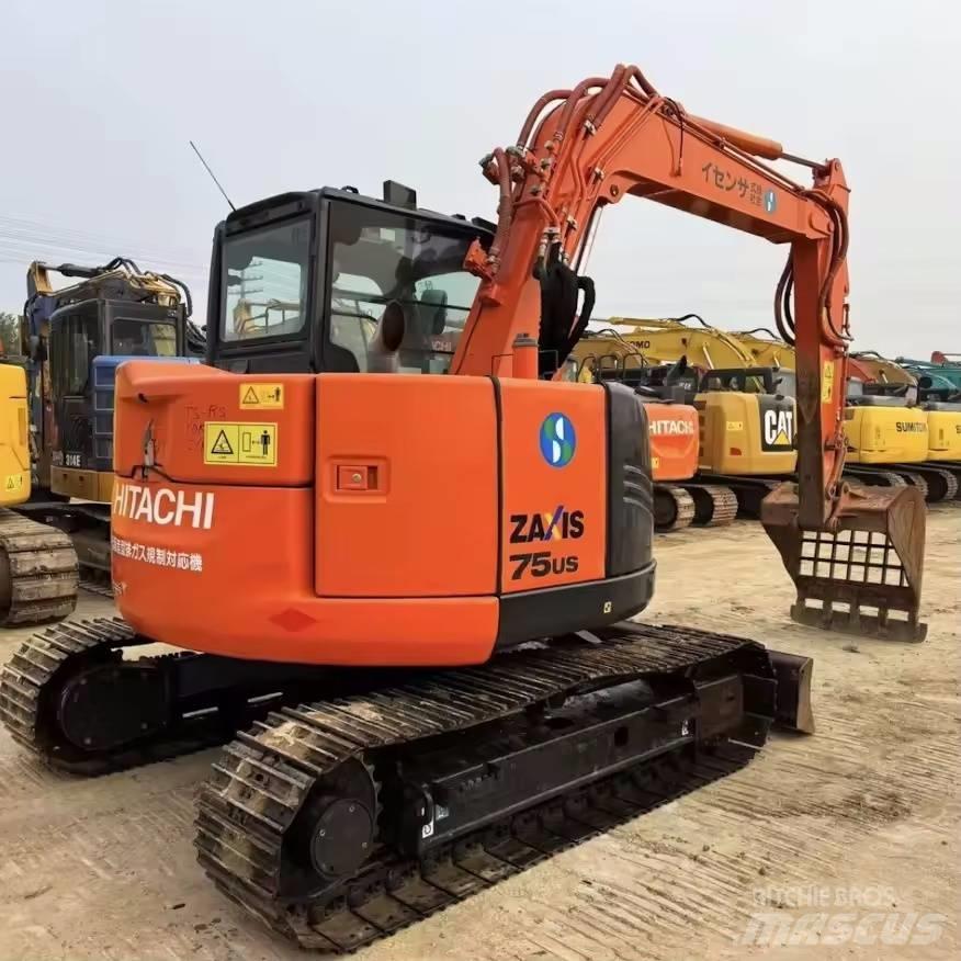 Hitachi ZX 75 US Közepes (midi) kotrók 7 t - 12 t