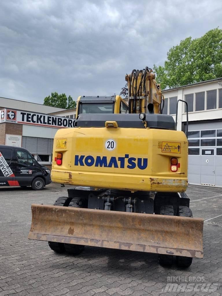 Komatsu PW 148-8 Gumikerekes kotrók