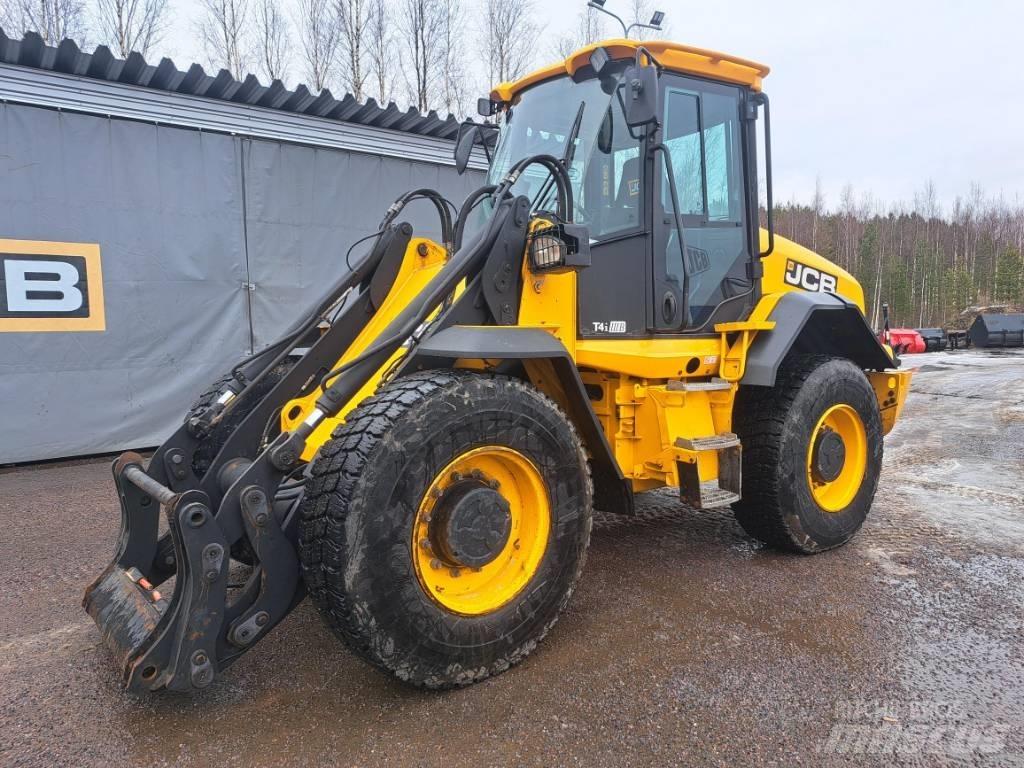 JCB 417 HT Gumikerekes homlokrakodók
