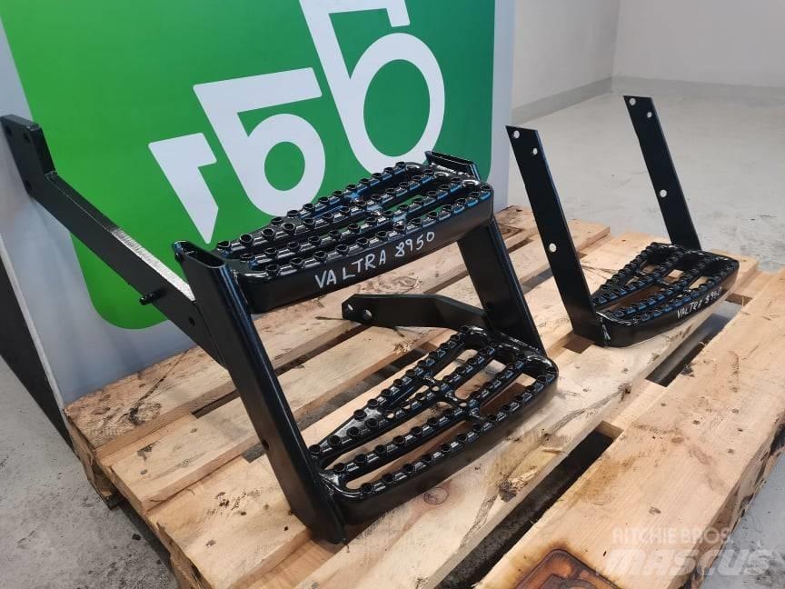 Valtra 8550 stairs Vezetőfülke és belső tartozékok