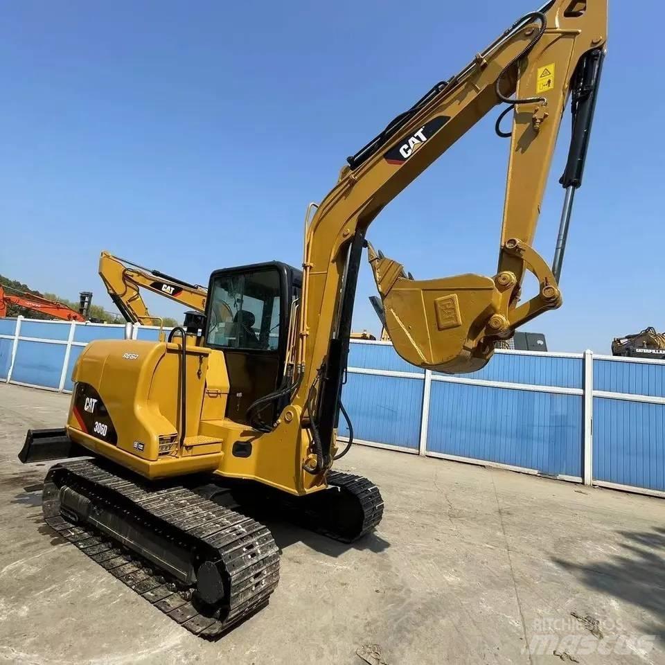 CAT 306D Lánctalpas kotrók