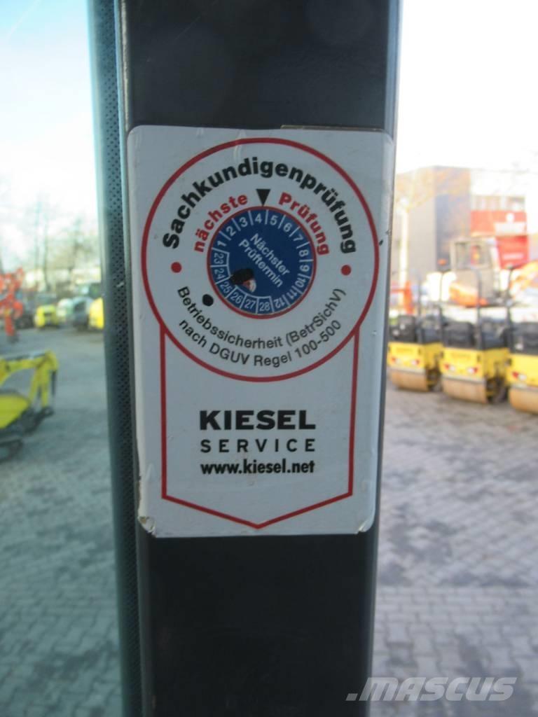 Kramer-allrad 1150 Gumikerekes homlokrakodók