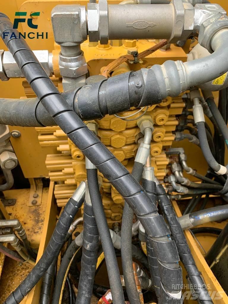 CAT 307E2 Lánctalpas kotrók