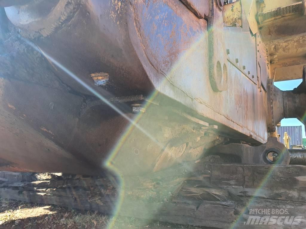 CAT D 11 R lánctalpas dózerek