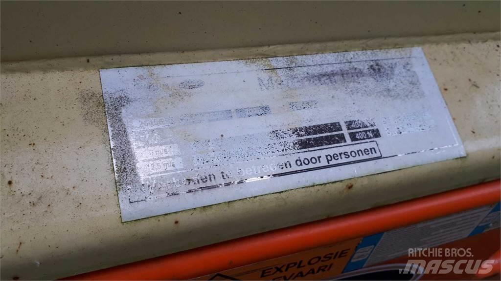 JLG 2646ES Ollós emelők