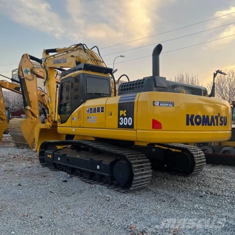 Komatsu PC 300 Lánctalpas kotrók