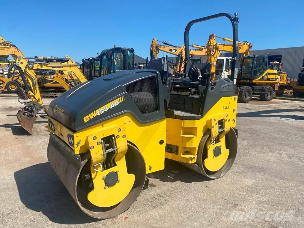 Bomag BW138AD-5 Ikerdobos hengerek