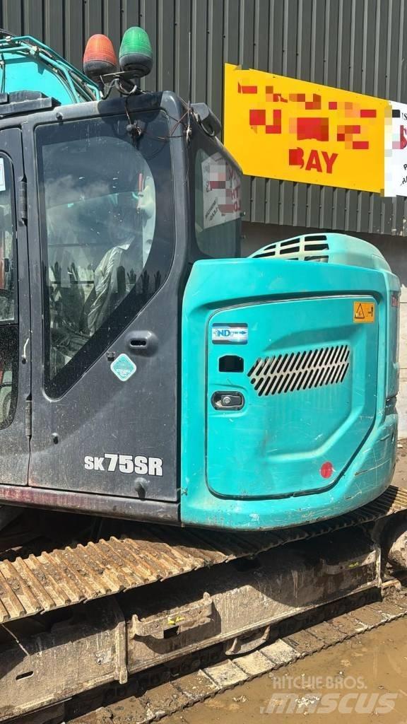Kobelco SK 75 SR Közepes (midi) kotrók 7 t - 12 t