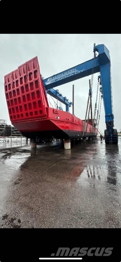  Cargo Ship Ganador munkacsónakok/uszályok