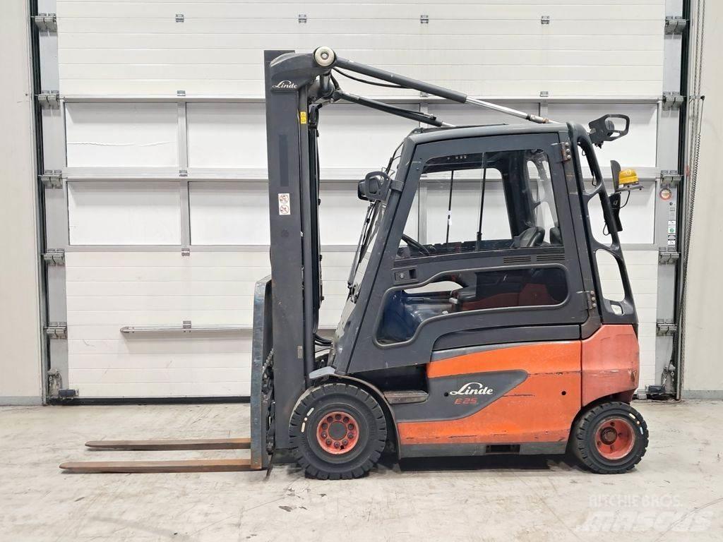 Linde E25-01 Elektromos targoncák