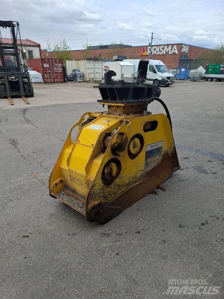 Epiroc BC 2100 Törő kanalak
