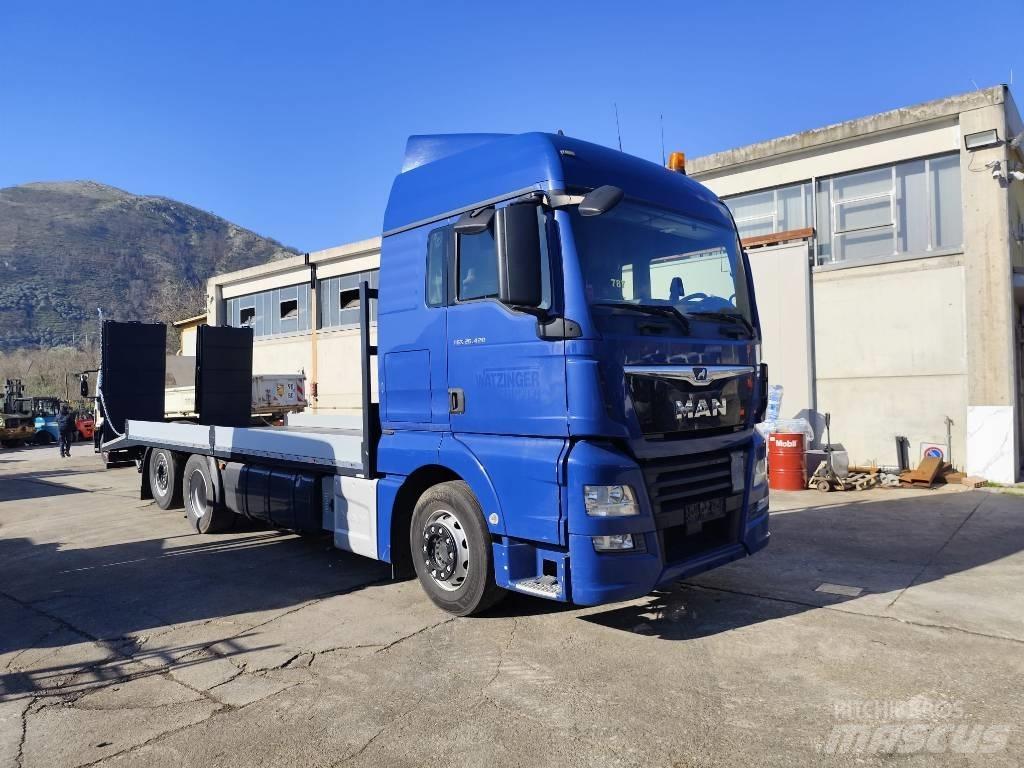 MAN TGX 26.420 Járműszállítók