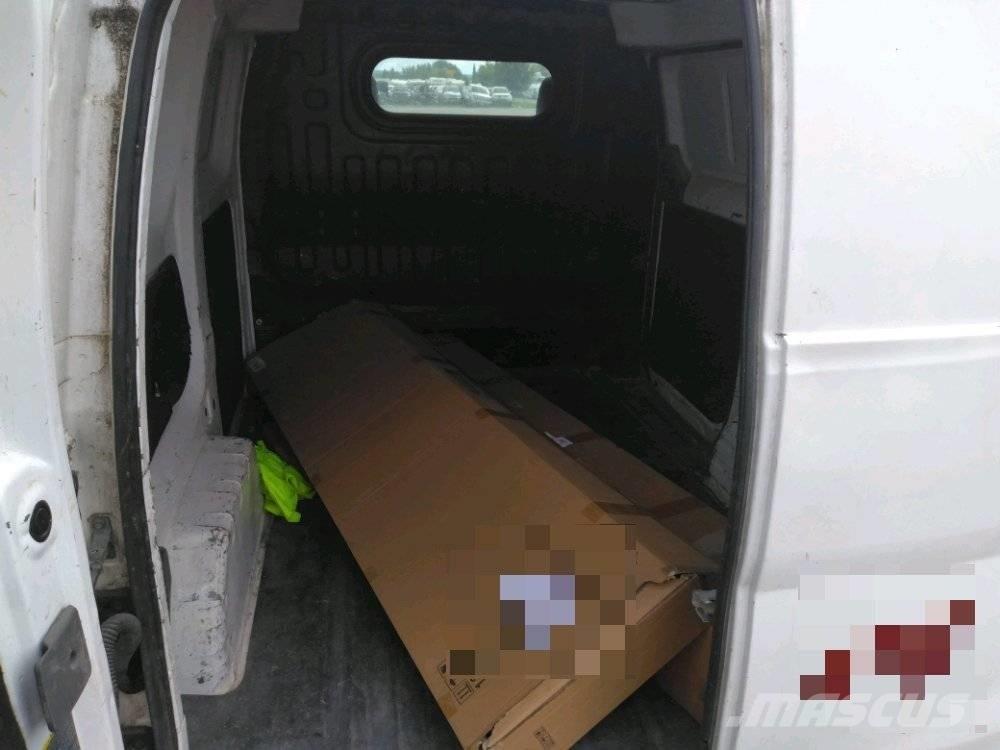 Nissan NV 200 Transporterek
