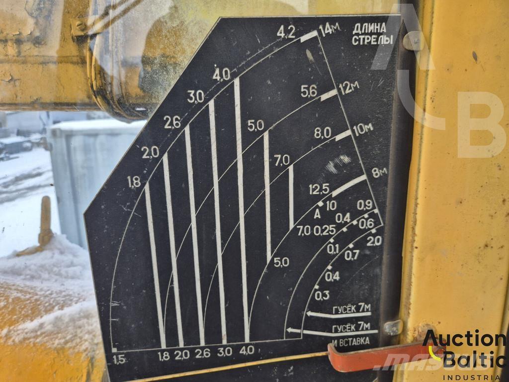 MAZ 5334 Darus teherautók