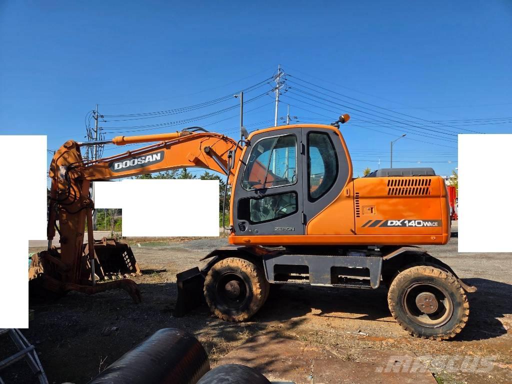 Doosan DX140WACE Gumikerekes kotrók