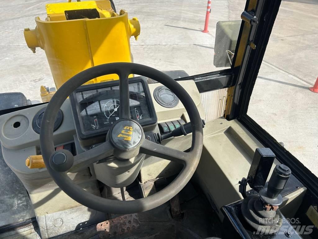 JCB 409 Teleszkópos mezőgazdasági rakodók