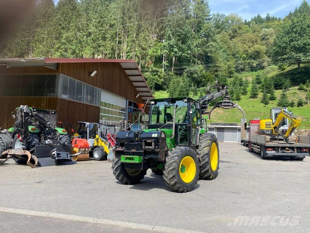 John Deere 6400 Erdészeti traktorok