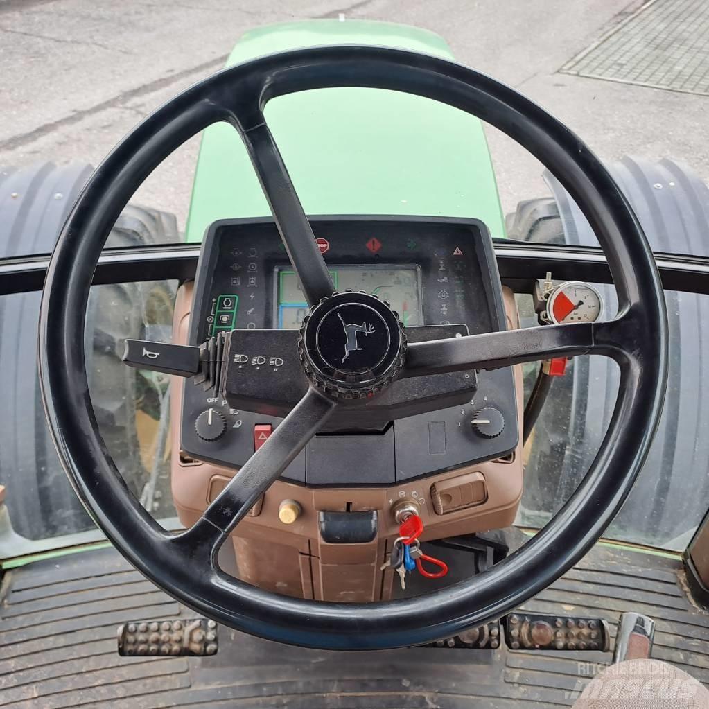 John Deere 7700 Traktorok