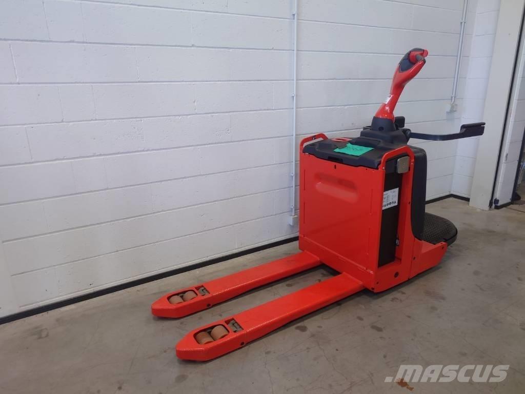 Linde T16P/1151-02 Vezetőállásos alacsony emelőkocsi