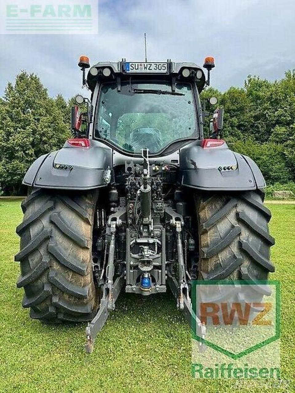Valtra q305 Traktorok
