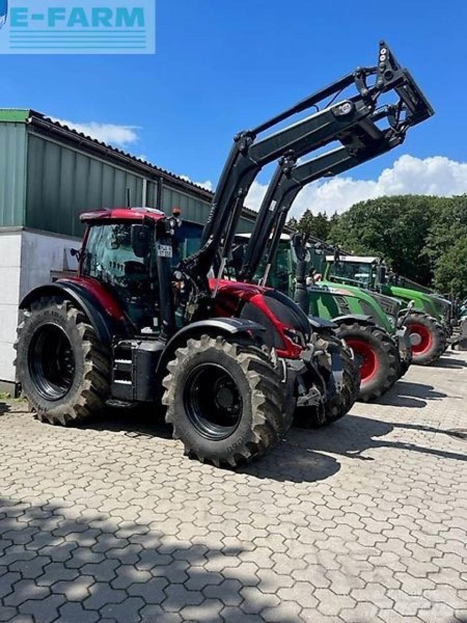 Valtra n155ea Traktorok