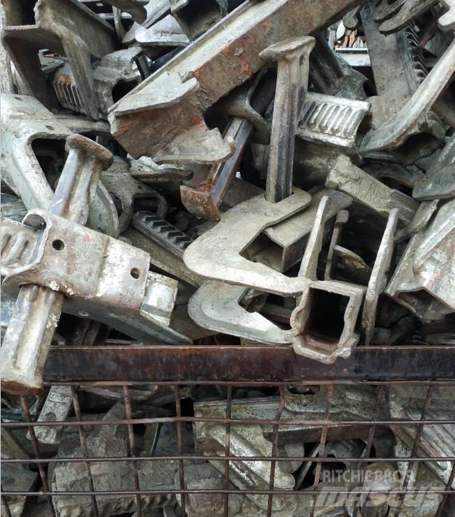 Peri BFD Clamps (Used) Zsaluzatok